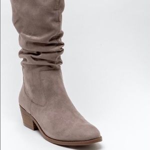 Francesca’s Tabitha Tall Boots Sz: 8.5 NEW